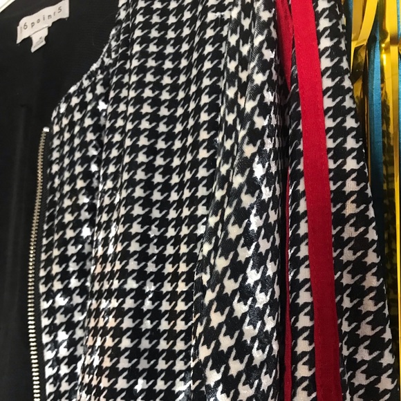 36 Point 5 Black & White Jacket w/ Red Stripes🖤❤️🖤❤️ - Picture 4 of 9